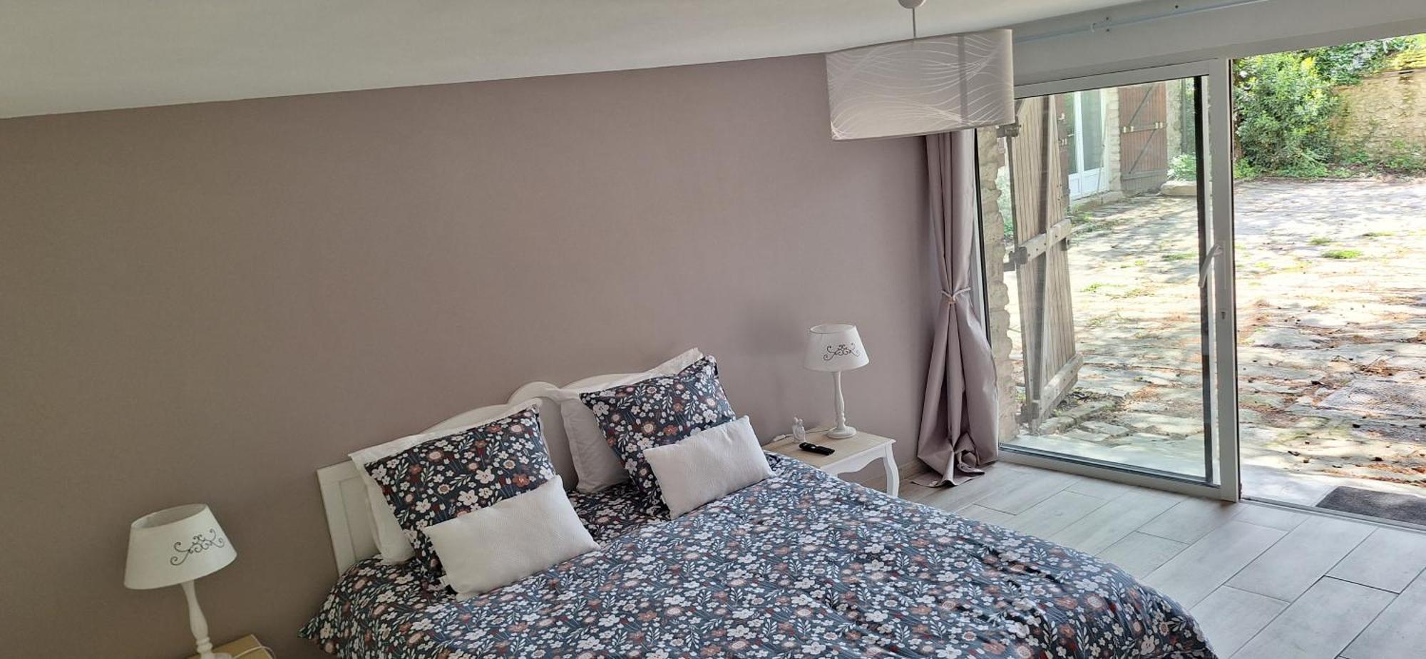 Le Relais Des Clefs - Au Calme Du Gatinais - Escapade A Deux - Terrasse Privee - Wifi - Offre Romantique Sur Demande Valpuiseaux Luaran gambar